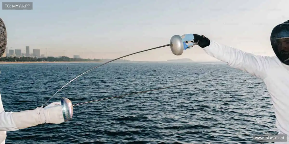 锁定直播间，见证奇迹发生！🏀 实时弹幕互动，一起嗨翻全场！